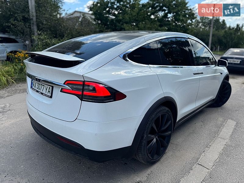 Внедорожник / Кроссовер Tesla Model X 2019 в Харькове