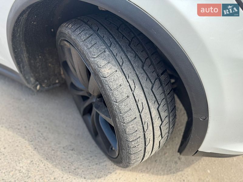 Внедорожник / Кроссовер Tesla Model X 2019 в Харькове