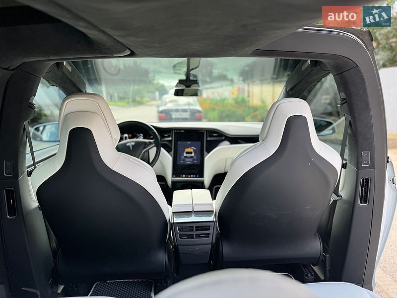 Внедорожник / Кроссовер Tesla Model X 2019 в Харькове