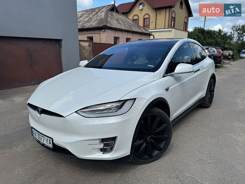 Внедорожник / Кроссовер Tesla Model X 2019 в Харькове