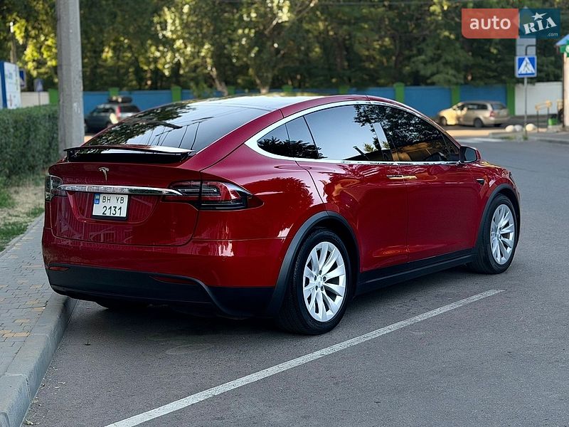 Позашляховик / Кросовер Tesla Model X 2018 в Одесі