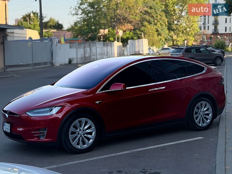 Позашляховик / Кросовер Tesla Model X 2018 в Одесі