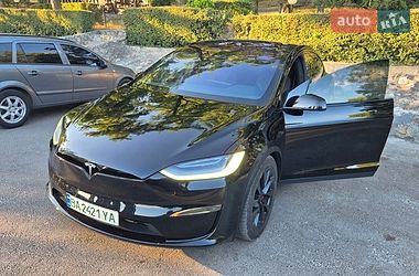 Tesla Model X 2023