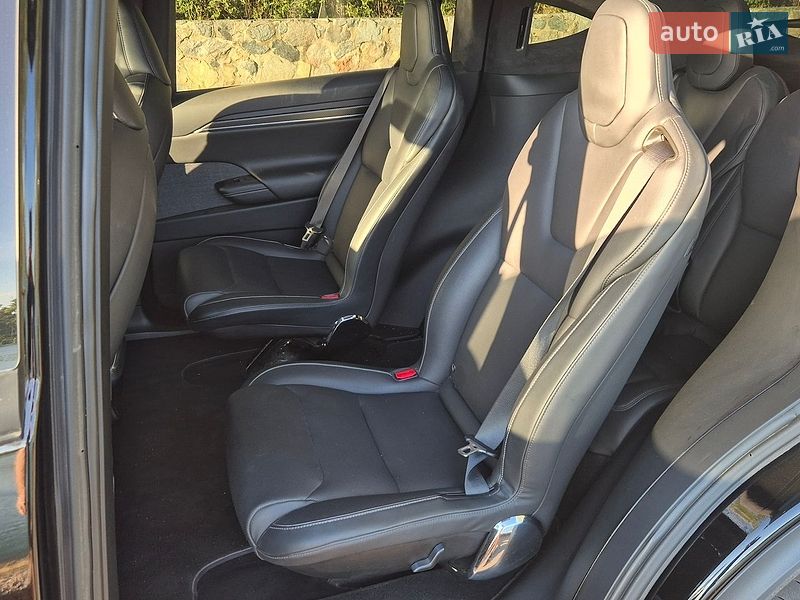 Позашляховик / Кросовер Tesla Model X 2023 в Кропивницькому