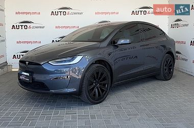 Tesla Model X 2022