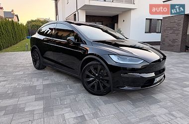Tesla Model X 2023