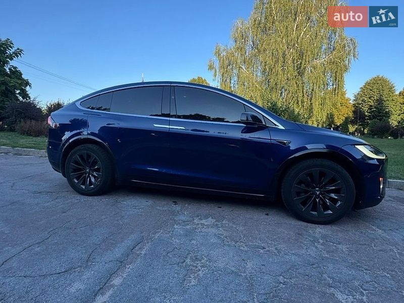 Внедорожник / Кроссовер Tesla Model X 2016 в Житомире