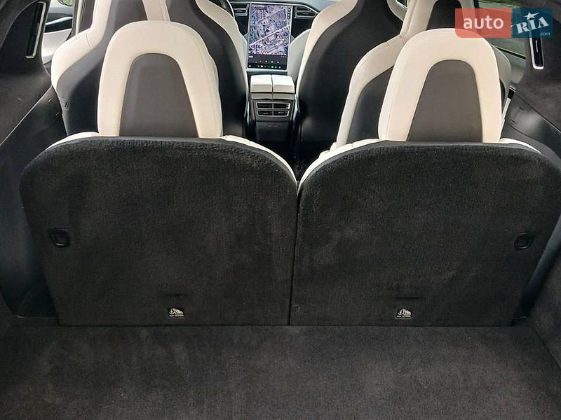 Внедорожник / Кроссовер Tesla Model X 2018 в Львове