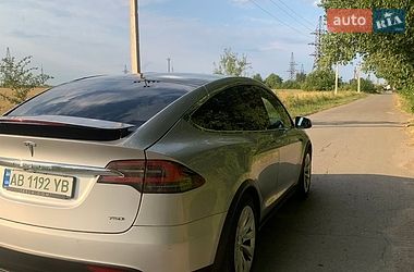 Внедорожник / Кроссовер Tesla Model X 2018 в Тыврове