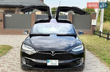 Tesla Model X  2020