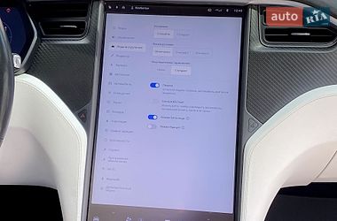 Внедорожник / Кроссовер Tesla Model X 2019 в Киеве