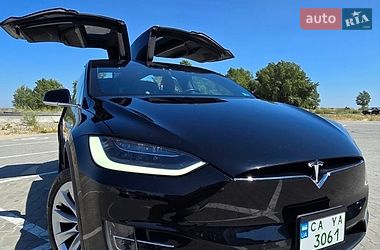Tesla Model X  2018