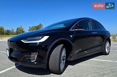 Внедорожник / Кроссовер Tesla Model X 2018 в Черкассах