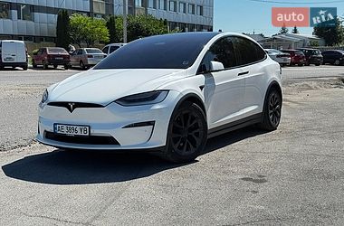 Tesla Model X 2022