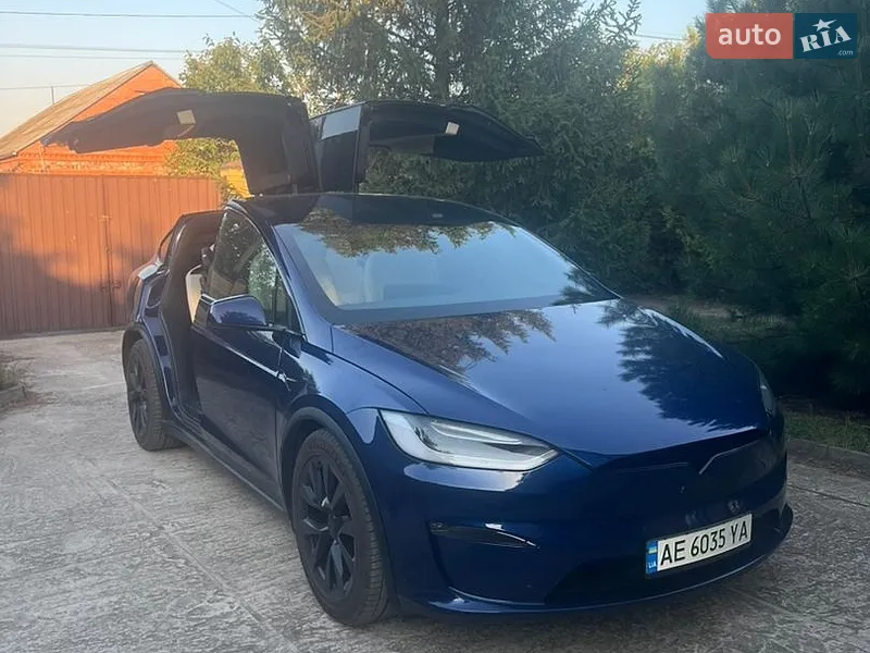 Tesla Model X