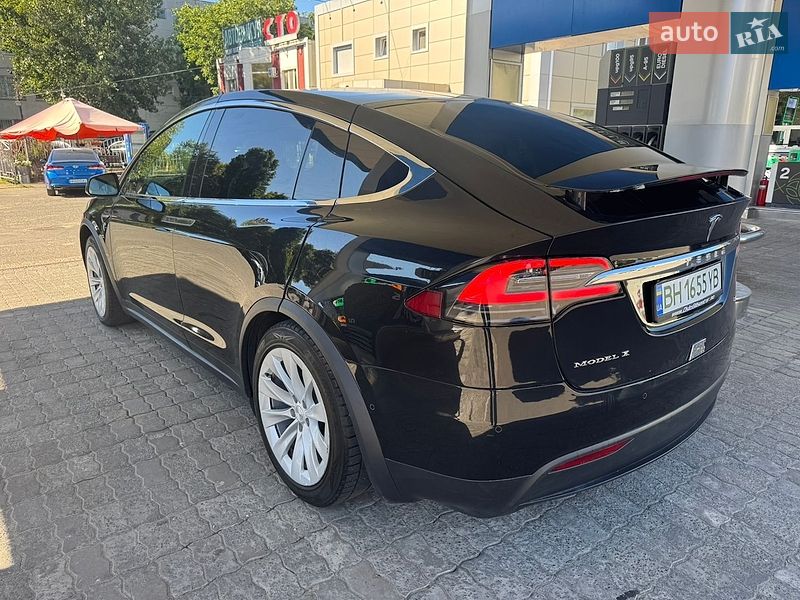 Внедорожник / Кроссовер Tesla Model X 2017 в Одессе