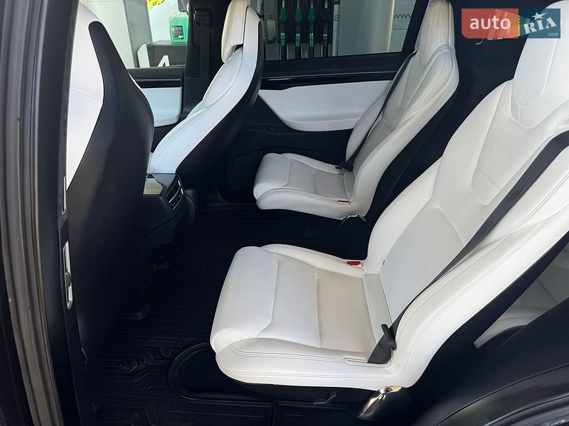 Внедорожник / Кроссовер Tesla Model X 2017 в Одессе
