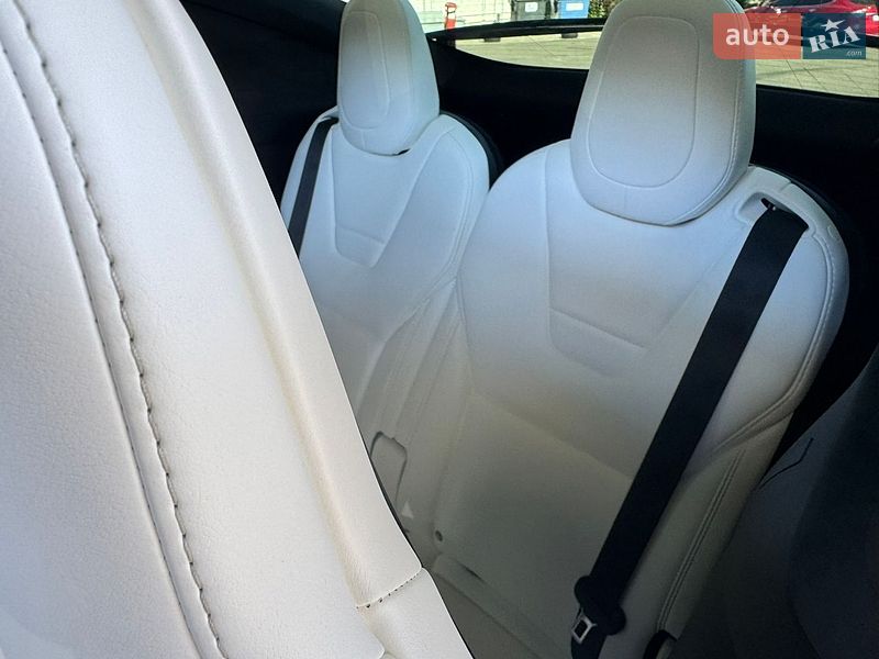 Внедорожник / Кроссовер Tesla Model X 2017 в Одессе
