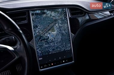 Позашляховик / Кросовер Tesla Model X 2016 в Києві
