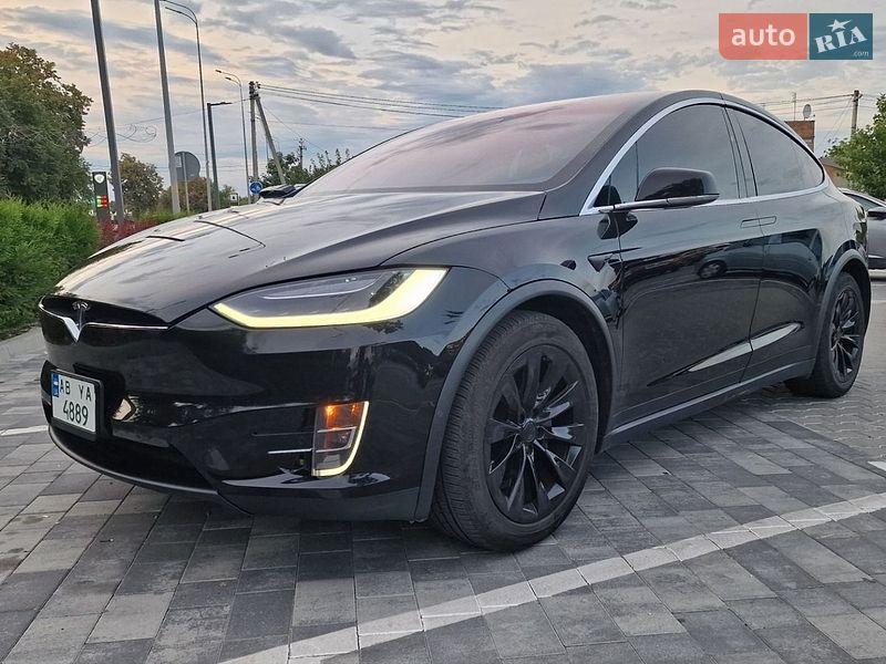 Внедорожник / Кроссовер Tesla Model X 2016 в Виннице