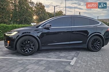 Внедорожник / Кроссовер Tesla Model X 2016 в Виннице