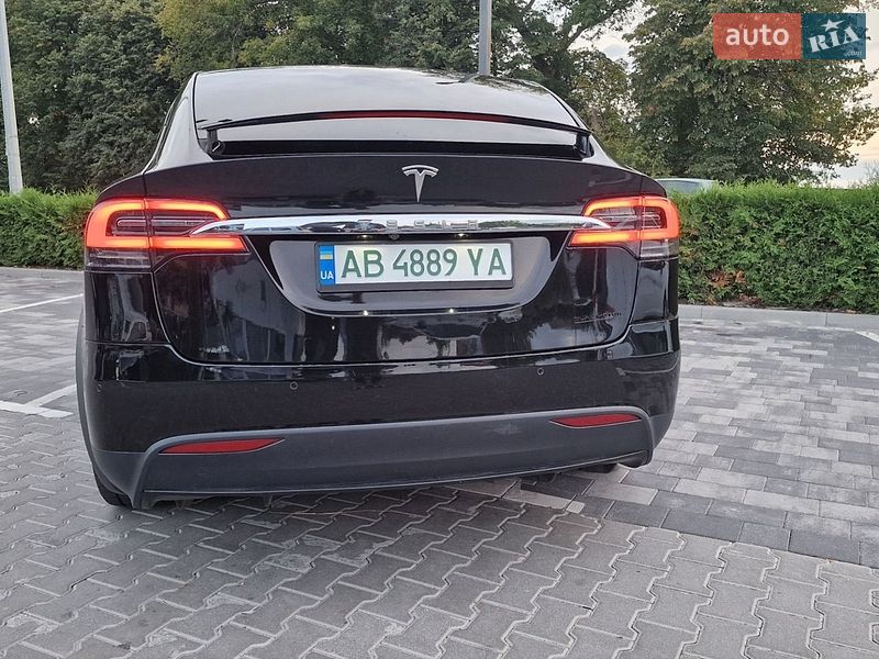 Внедорожник / Кроссовер Tesla Model X 2016 в Виннице
