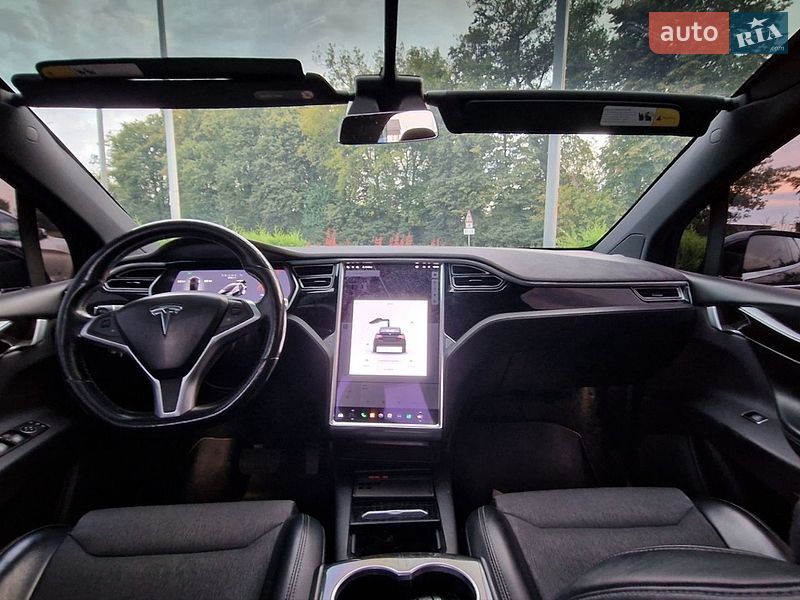 Внедорожник / Кроссовер Tesla Model X 2016 в Виннице