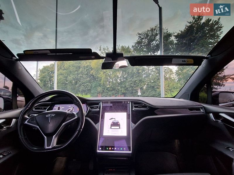 Внедорожник / Кроссовер Tesla Model X 2016 в Виннице
