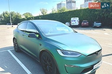 Tesla Model X 2023