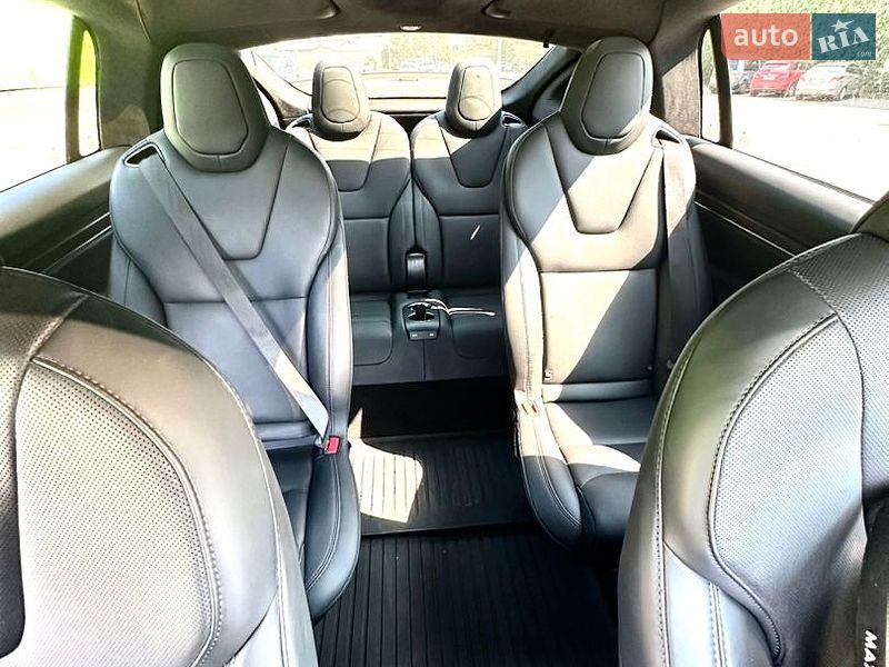 Внедорожник / Кроссовер Tesla Model X 2023 в Киеве