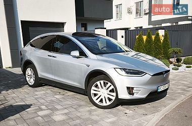 Tesla Model X  2016