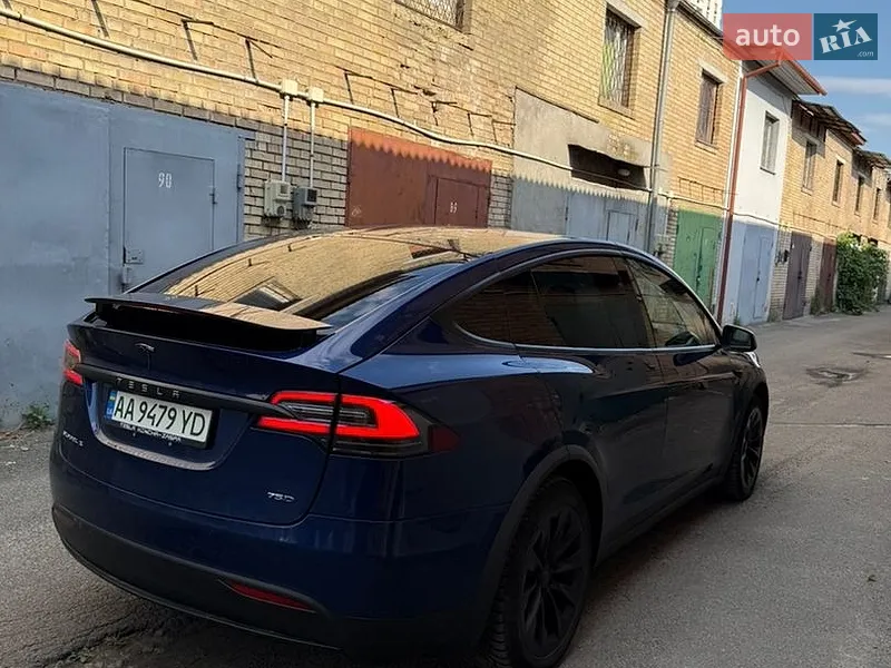 Tesla Model X