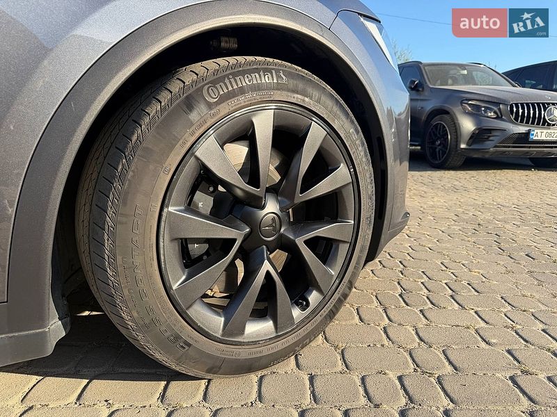 Позашляховик / Кросовер Tesla Model X 2022 в Львові