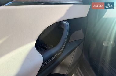Позашляховик / Кросовер Tesla Model X 2022 в Львові