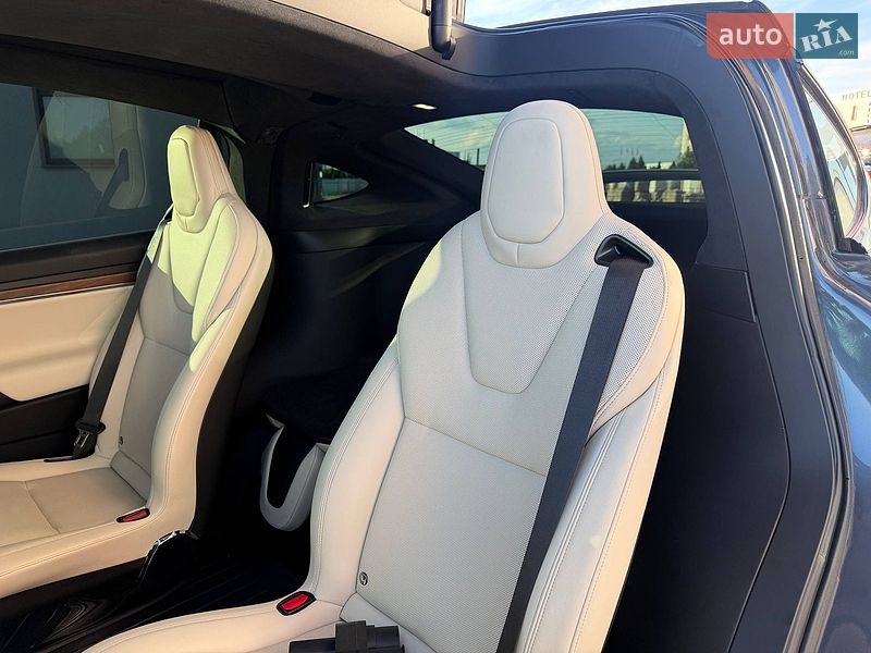 Позашляховик / Кросовер Tesla Model X 2022 в Львові