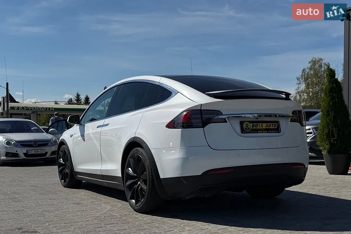 2016 Tesla Model X - мініатюра 5