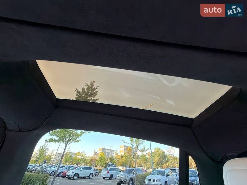 Позашляховик / Кросовер Tesla Model X 2017 в Києві