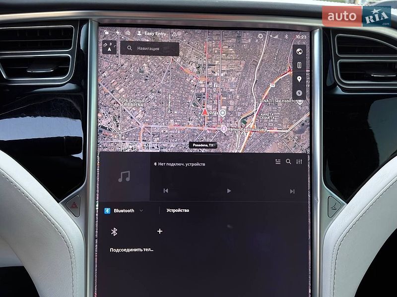 Позашляховик / Кросовер Tesla Model X 2017 в Києві
