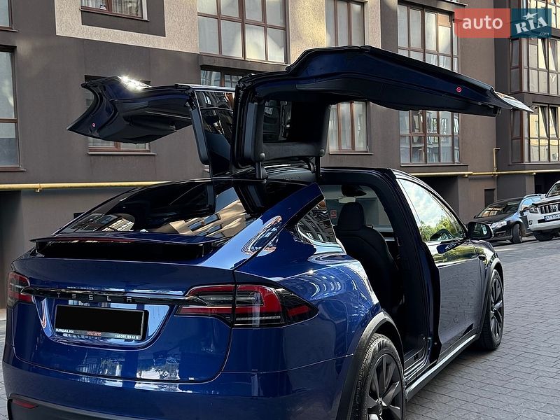 Внедорожник / Кроссовер Tesla Model X 2025 в Ивано-Франковске