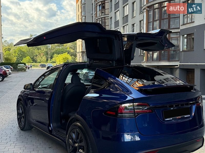 Внедорожник / Кроссовер Tesla Model X 2025 в Ивано-Франковске