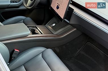 Внедорожник / Кроссовер Tesla Model X 2025 в Ивано-Франковске