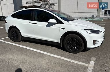 Tesla Model X  2019