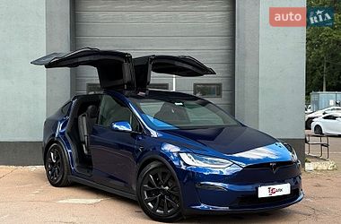Tesla Model X  2023
