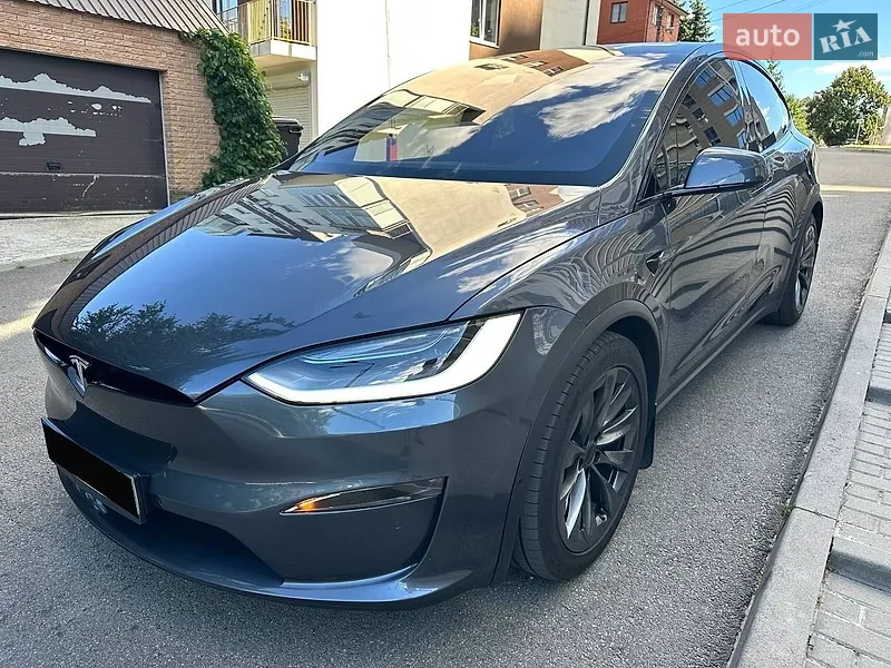 Tesla Model X