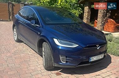 Tesla Model X  2018