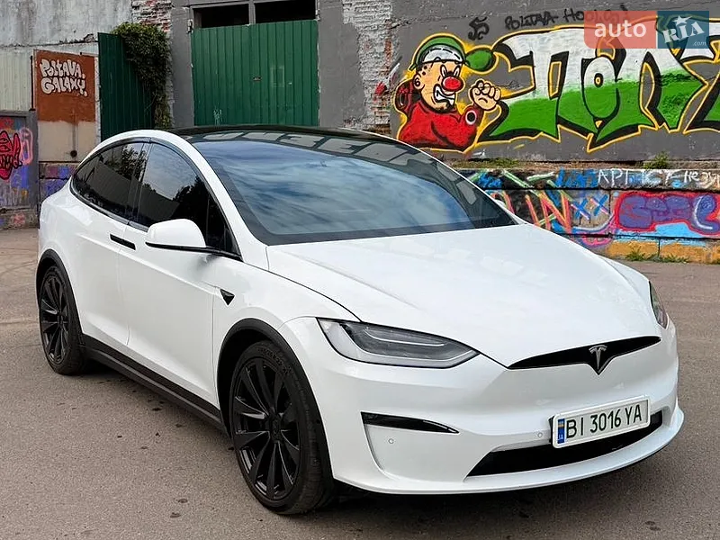 Tesla Model X
