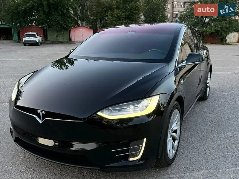 Tesla Model X