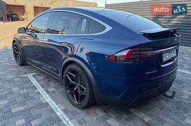 Tesla Model X 2016