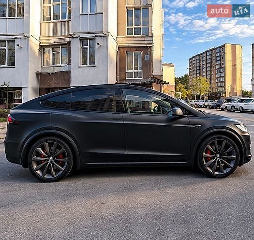 Внедорожник / Кроссовер Tesla Model X 2016 в Чернигове фото 4 Внедорожник / Кроссовер Tesla Model X 2016 в Чернигове