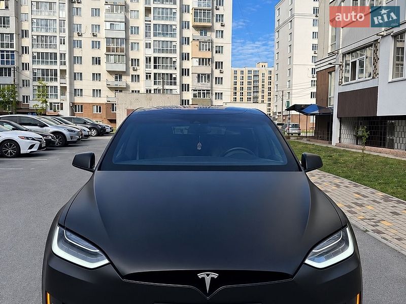 Внедорожник / Кроссовер Tesla Model X 2016 в Чернигове фото 5 Внедорожник / Кроссовер Tesla Model X 2016 в Чернигове